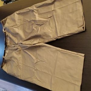 Capri pants